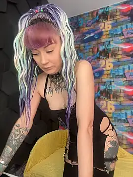 Tattoo  Moon online show from 05/20/26, 11:35