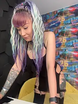Tattoo  Moon online show from 05/22/26, 12:19