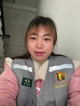 Snapshot of sofia-bae chatting on 01/14/26, 03:43 sofia-bae online show from 01/14/26, 03:43