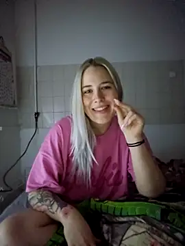 ChristinaWheeled11 online show from 03/29/26, 01:13