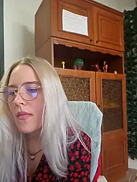 ChristinaWheeled11 online show from 03/04/26, 10:34