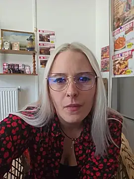 ChristinaWheeled11 online show from 06/24/26, 08:57