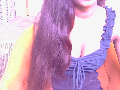 Hii saru online show from 12/17/25, 05:01