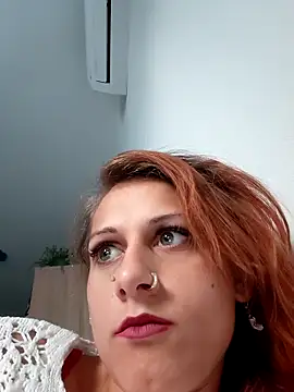 Bellaa25 online show from 04/28/26, 04:22