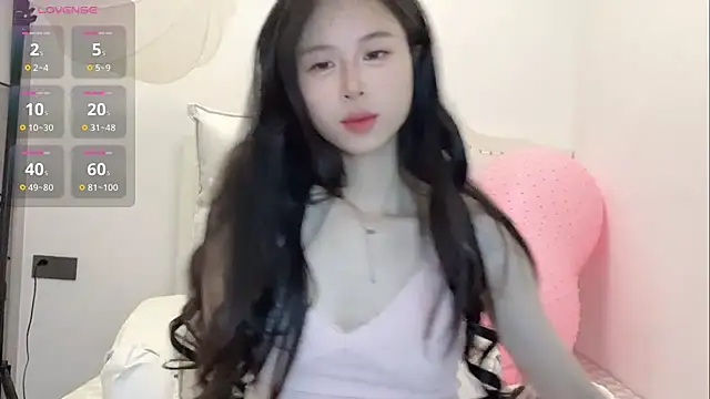 Snapshot of tiantian-160 chatting on 06/04/26, 08:41 tiantian-160 online show from 06/04/26, 08:41