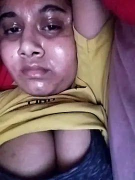 pihuu1313 online show from 04/24/26, 09:00