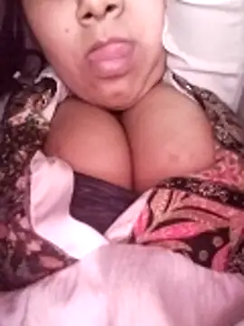 pihuu1313 online show from 04/25/26, 05:10