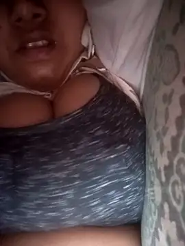 pihuu1313 online show from 04/04/26, 10:11