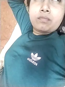 pihuu1313 online show from 04/22/26, 04:14