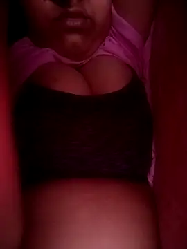 pihuu1313 online show from 03/22/26, 06:53