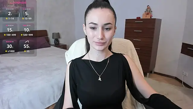 Snapshot of MiraaLes chatting on 02/17/26, 02:14 MiraaLes online show from 02/17/26, 02:14