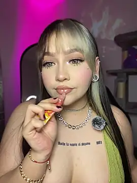 Daniela ruizz online show from 04/16/26, 11:40