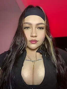 Daniela ruizz online show from 06/02/26, 02:00