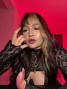 Daniela ruizz online show from 06/05/26, 06:52