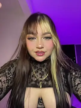 Daniela ruizz online show from 06/10/26, 02:13