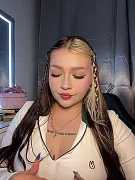 Daniela ruizz online show from 07/14/26, 02:49