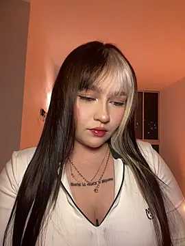 Daniela ruizz online show from 06/27/26, 02:50