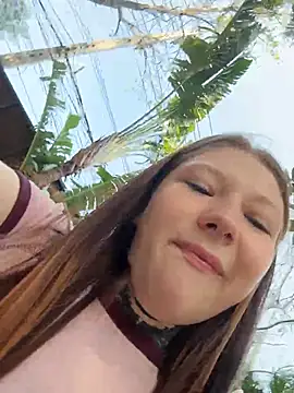 Snapshot of FionaMurr chatting on 02/09/26, 03:59 FionaMurr online show from 02/09/26, 03:59