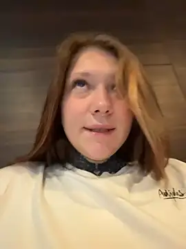 Snapshot of FionaMurr chatting on 02/14/26, 05:07 FionaMurr online show from 02/14/26, 05:07