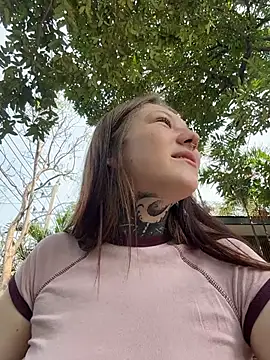 Snapshot of FionaMurr chatting on 02/23/26, 04:36 FionaMurr online show from 02/23/26, 04:36