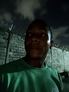 Snapshot of Andreskelly chatting on 02/24/26, 01:50 Andreskelly online show from 02/24/26, 01:50