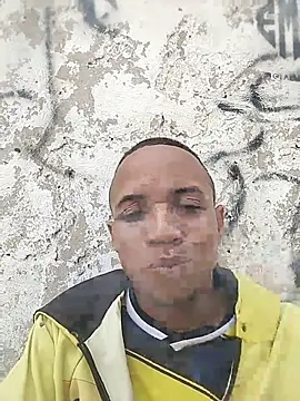 Snapshot of Andreskelly chatting on 03/04/26, 06:37 Andreskelly online show from 03/04/26, 06:37