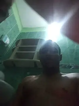 Snapshot of Andreskelly chatting on 04/12/26, 01:14 Andreskelly online show from 04/12/26, 01:14