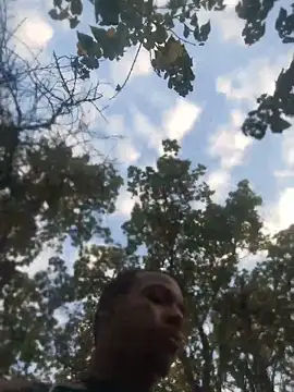 Snapshot of Andreskelly chatting on 04/05/26, 11:28 Andreskelly online show from 04/05/26, 11:28