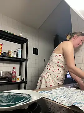 Snapshot of Vikml166 chatting on 03/16/26, 07:23 Vikml166 online show from 03/16/26, 07:23