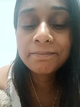 nehakapoor89 online show from 01/12/26, 07:42