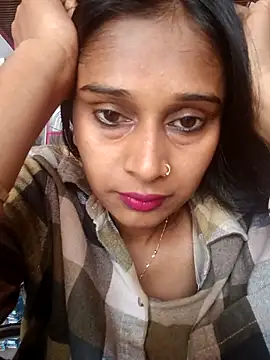 nehakapoor89 online show from 02/11/26, 06:46