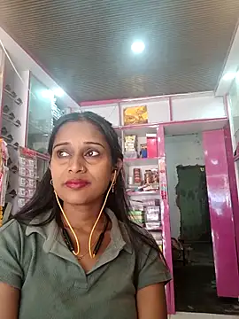 nehakapoor89 online show from 02/20/26, 06:19
