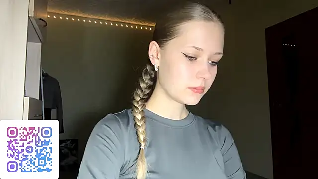 ZaidaSchwarten online show from 02/06/26, 05:36