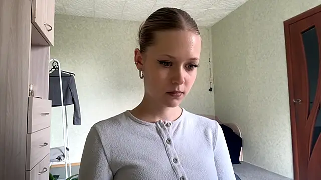 ZaidaSchwarten online show from 03/27/26, 12:06