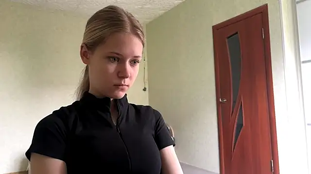 ZaidaSchwarten online show from 05/22/26, 05:27