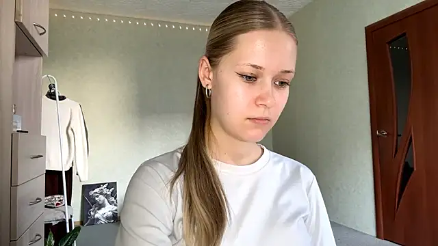 ZaidaSchwarten online show from 03/01/26, 01:33