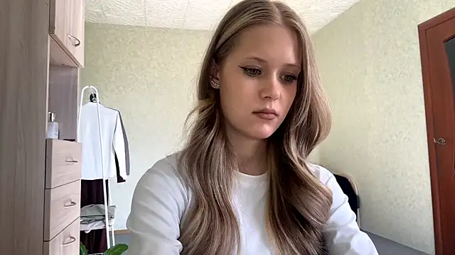 ZaidaSchwarten online show from 03/16/26, 11:47