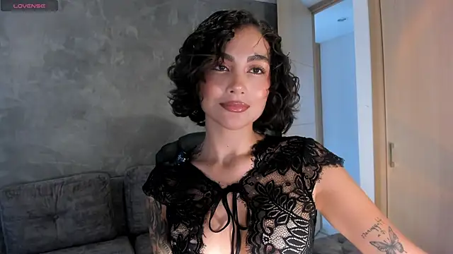 ValerieAustin online show from 05/19/26, 04:03