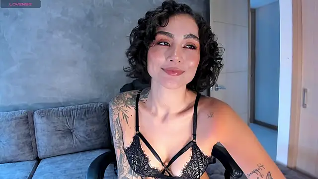 ValerieAustin online show from 05/13/26, 04:14