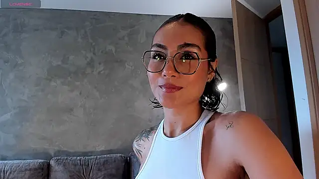 ValerieAustin online show from 11/24/25, 03:23