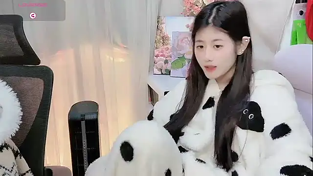 Yvonne-07 online show from 01/19/26, 12:53