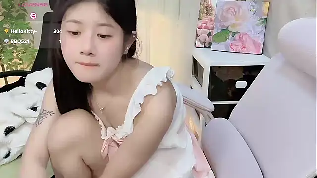 Yvonne-07 online show from 01/06/26, 09:02