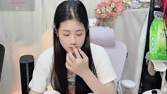 Yvonne-07 online show from 03/25/26, 04:28