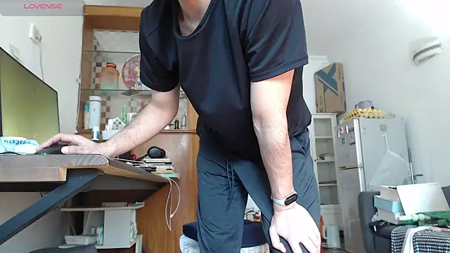 Snapshot of jjjjay123 chatting on 12/16/25, 05:44 jjjjay123 online show from 12/16/25, 05:44