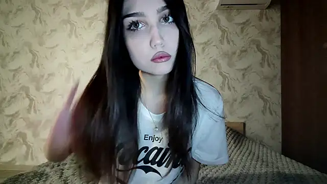 Qwami Amie online show from 02/26/26, 04:18