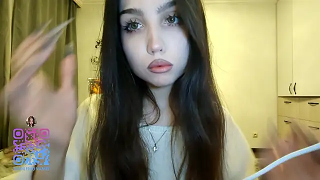 Qwami Amie online show from 02/14/26, 02:34