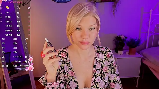 Lindsi Luvviv online show from 02/03/26, 04:12