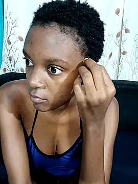 PetiteDoll 06 online show from 02/19/26, 05:10