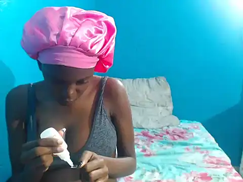 PetiteDoll 06 online show from 02/15/26, 03:40