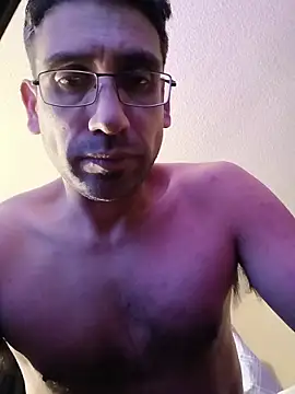  Ramone666 online show from 01/11/26, 08:32